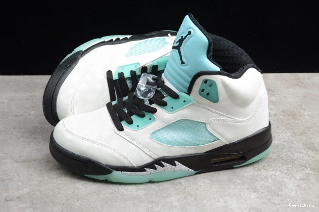 One Kick Air Green Jordan CN2932-100 Island 5 0708
